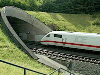 5 Tunnel mit einer Gesamtlänge von 6,2 km befinden sich im Landkreis Northeim auf der ICE Schnellbahntrasse Hannover-Würzburg.